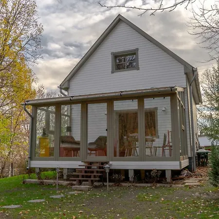 Negy Evszak Vendeghaz *