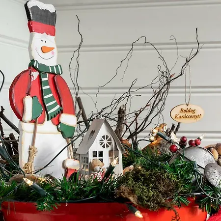 Daire Negy Evszak Vendeghaz *