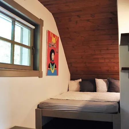 Negy Evszak Vendeghaz *