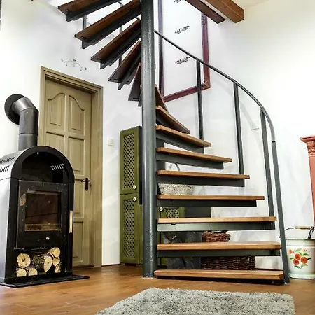 Negy Evszak Vendeghaz Daire Noszvaj